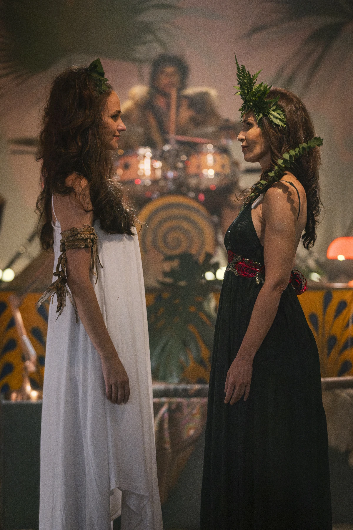 Ingra Lyberato e Camila Zen frente a frente em cena